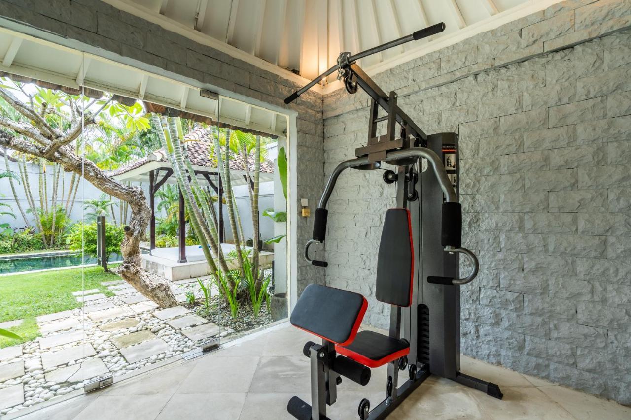 Villa Damai Oasis In The Heart Of Seminyak Exterior photo